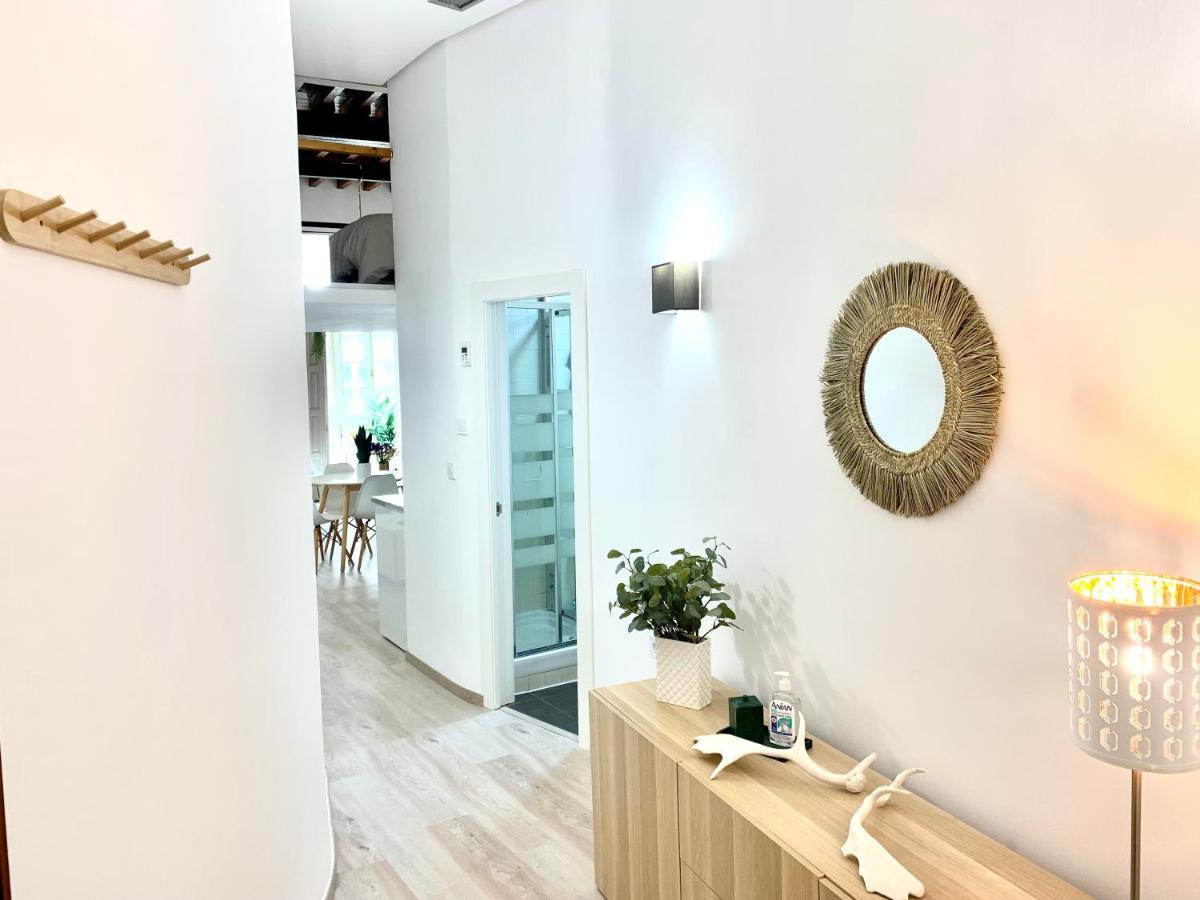Homely Málaga Loft Especerías Exterior foto